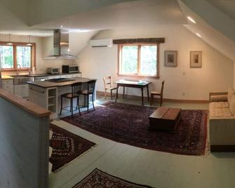 Modern Apartment; Easy Commute To Cornell University Or Ithaca College - Spencer - Sala de estar