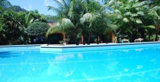 Hotel Ambaibo - Rurrenabaque - Pool