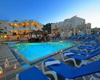 Filia Hotel Apartments - Stalida - Zwembad