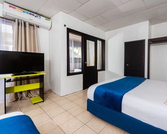 Hostal North Seymour - Puerto Ayora - Yatak Odası