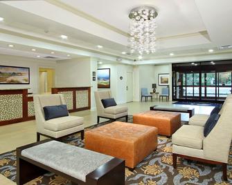 DoubleTree by Hilton Hotel Mahwah - Mahwah - Area lounge