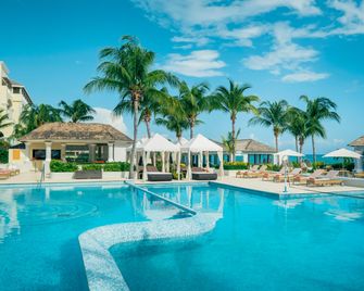 Joia Rose Hall by Iberostar - Montego Bay - Pool