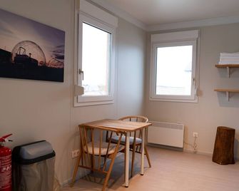 Aurora Igloo South - Hella - Dining room