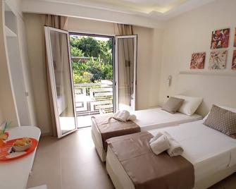 Il Calabriano Residence - Zambrone - Schlafzimmer
