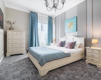 Beautiful Old City locations - Oradea - Bedroom