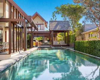 Kingscliff Balinese Beachfront Retreat - Kingscliff