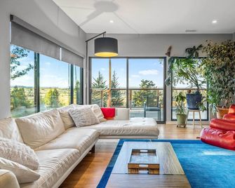 Private Pool And Large Deck Modern Cotat - Cotati - Sala de estar
