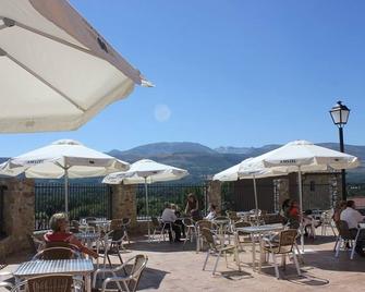 Hotel Rural Duque de Gredos - Solana de Ávila - Patio