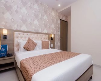 Hotel O Golden Arch - Mumbai