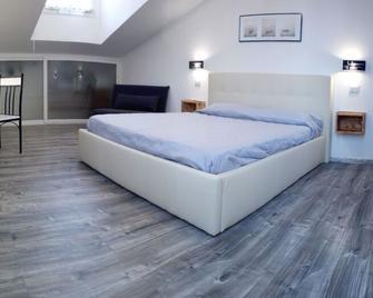 Il BorGhetto Guest house - Civitavecchia - Bedroom