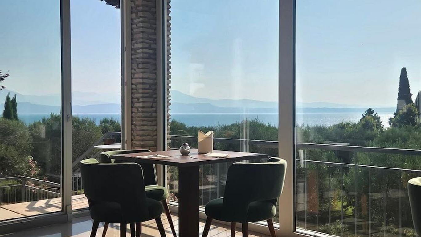 هوتل مون ريبوس