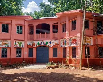 Salboni Retreat - Jhārgrām - Edificio