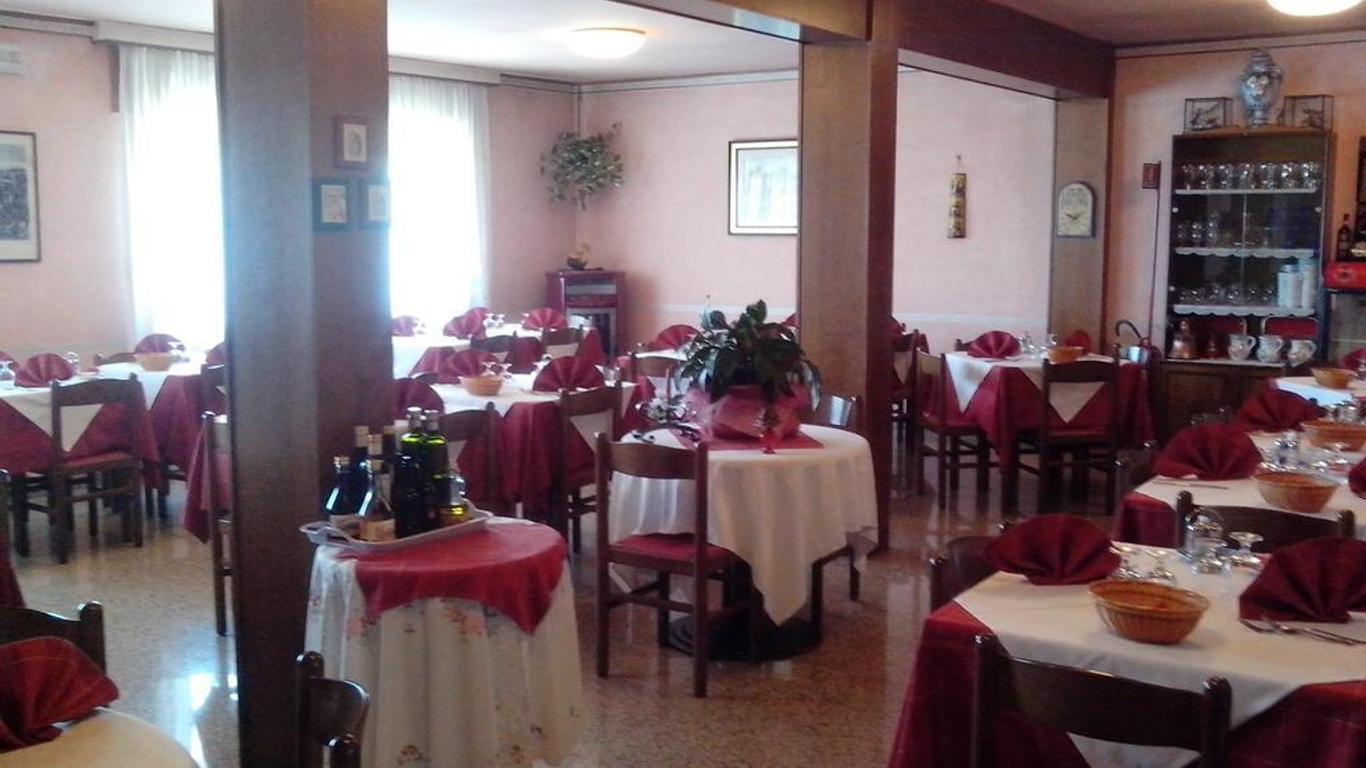 هوتل مونتي فيور