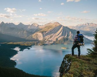 Bear Themed Townhome! 2br 2bath - Cozy & Rustic! - Harvie Heights - Pool