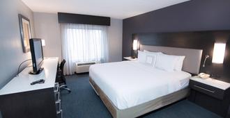 Fairfield Inn & Suites by Marriott Atlanta Airport North - East Point - Bedroom