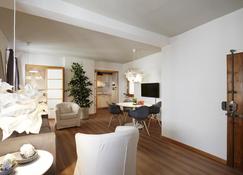 Yome - Your Home in Florence - Florence
