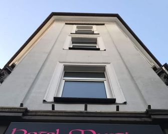 SmartHotel Mystique Self check-in - Bad Homburg vor der Höhe - Edificio