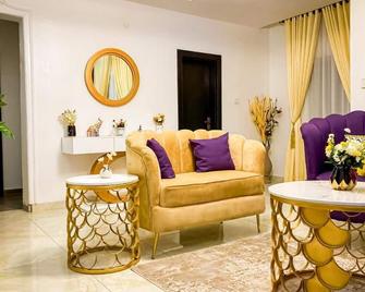 Pinkish By Riava - Abuja - Living room