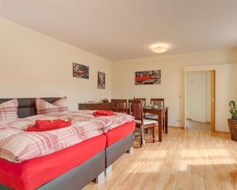 Altstadt Ferienwohnung - Neuruppin - Slaapkamer