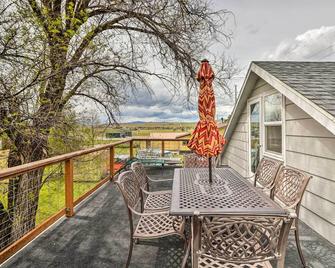 Pet-Friendly Home w/ Yard & Mountain Views! - Polson - Balcony