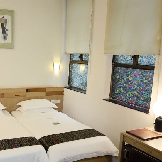 Aiqun Hotel Guangzhou - Free shuttle between hotel and Exhibition Center during Canton Fair image 1