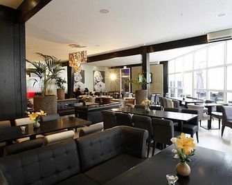 Centro Hotel Ayun Comfort - קלן - מסעדה