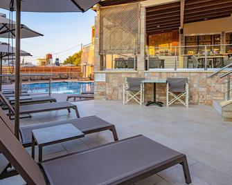 Theos Village Apartments - Chania - Pool