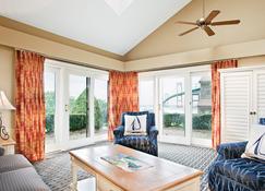 Wyndham Newport Overlook - Jamestown - Living room