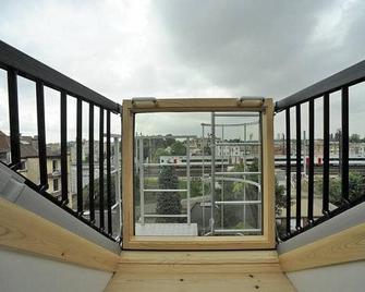 Expo 13 - Ghent - Balcony