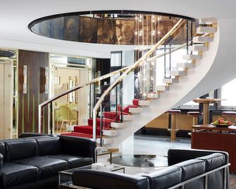 Living Hotel Kanzler - בון - לובי