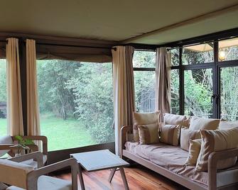 Ashnil Mara Camp - Maasai Mara - Sala de estar