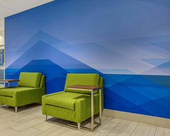 Holiday Inn Express & Suites Phoenix Dwtn - State Capitol - Phoenix - Lobby