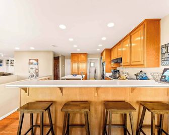 Spacious Beautiful Home With Stunning Ba - São Diego