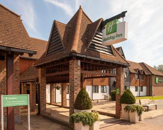 Holiday Inn Ashford - Central - Ashford (Kent) - Building