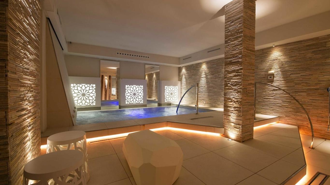 Hotel Parigi 2 & Spa