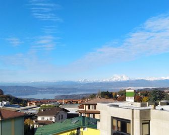 Hotel Ungheria Varese 1946 - Varese - Vista esterna
