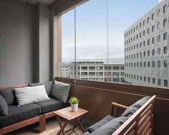 SIF Apartments - 2 bedrooms with 2 bathrooms - ريكيافيك - شرفة