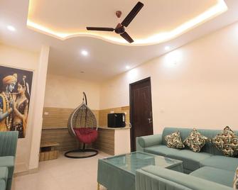 Hotel Mango Tree, Vrindavan - Vrindavan