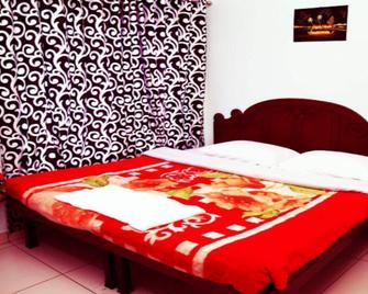 Pavithram Residency - Kollam - Bedroom