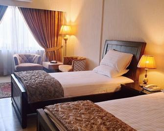 Hotel Grand Arena - Rawalpindi - Bedroom