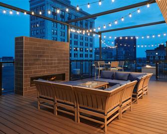 Homewood Suites by Hilton Grand Rapids Downtown - Grand Rapids - Building