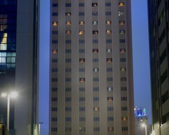 Danat Century Hotel Apartments - Abu Dabi - Edificio