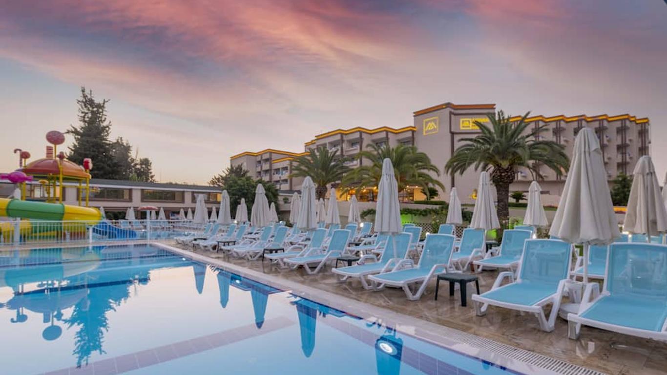 أستيريا كوليكشن سايد (ٕ لابراندا إكسلسيور)