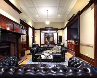 The Robertson Hotel - Robertson - Lounge