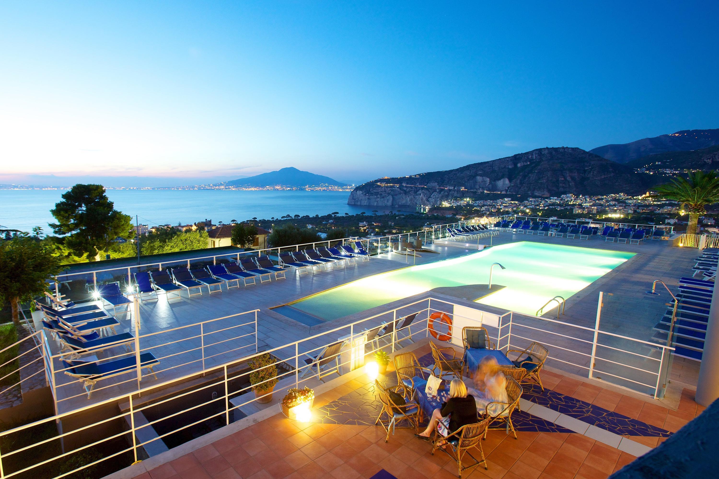 Hoteles en Sorrento desde $52/noche - Buscar en KAYAK