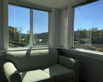 Travelodge by Wyndham Mill Valley/Sausalito - Mill Valley - Salon