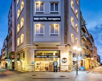 B&B Hotel Tarragona Centro Urbis - Tarragona - Edifício