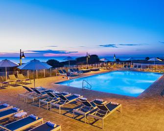 Holiday Inn Resort Jekyll Island - Jekyll Island - Svømmebasseng