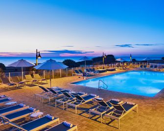 Holiday Inn Resort Jekyll Island By IHG - Jekyll Island - Pool