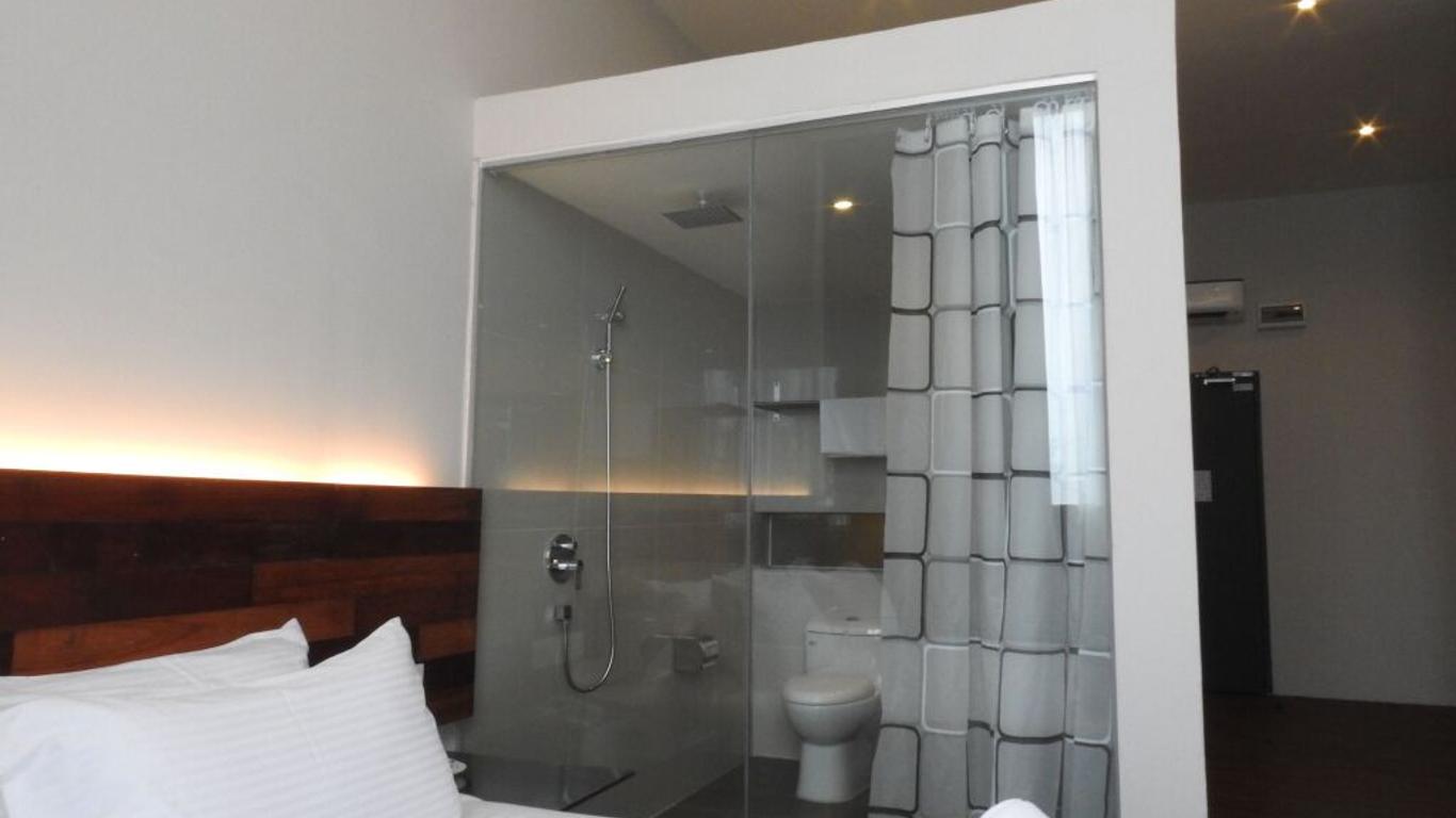 The Riverbank Hotel & Spa